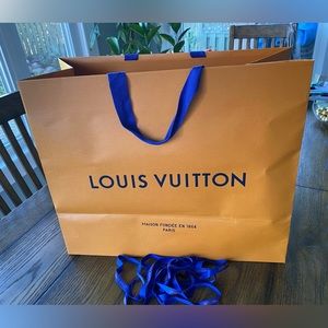 LOUIS VUITTON GIFT BAG